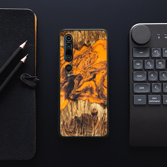 Xiaomi Mi 10 Pro Etui na telefon z żywicy i drewna - Synergy#E24