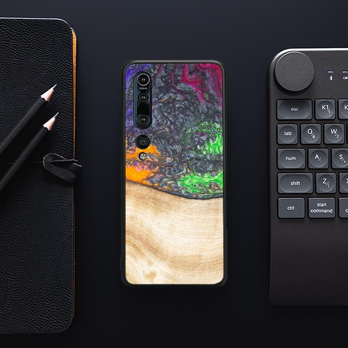 Xiaomi Mi 10 Handyhülle aus Harz und Holz - Synergy#F1