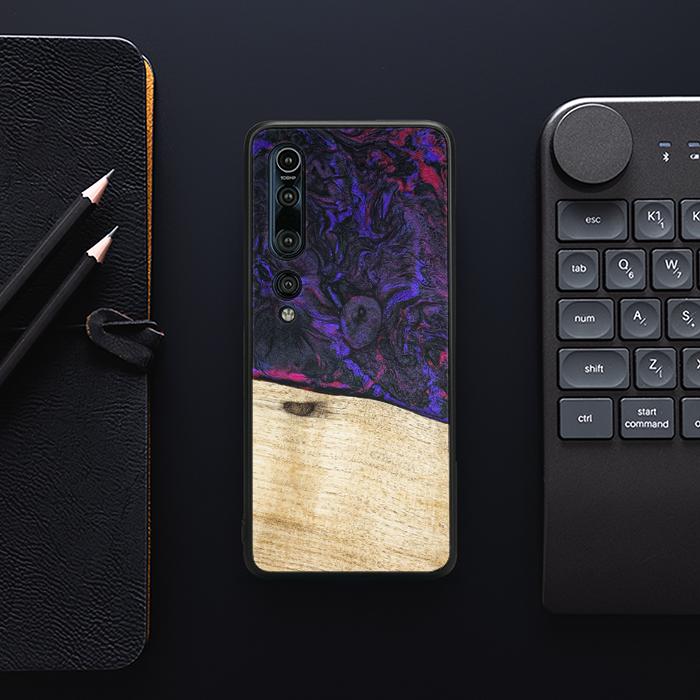 Xiaomi Mi 10 Handyhülle aus Harz und Holz - Synergy#F18