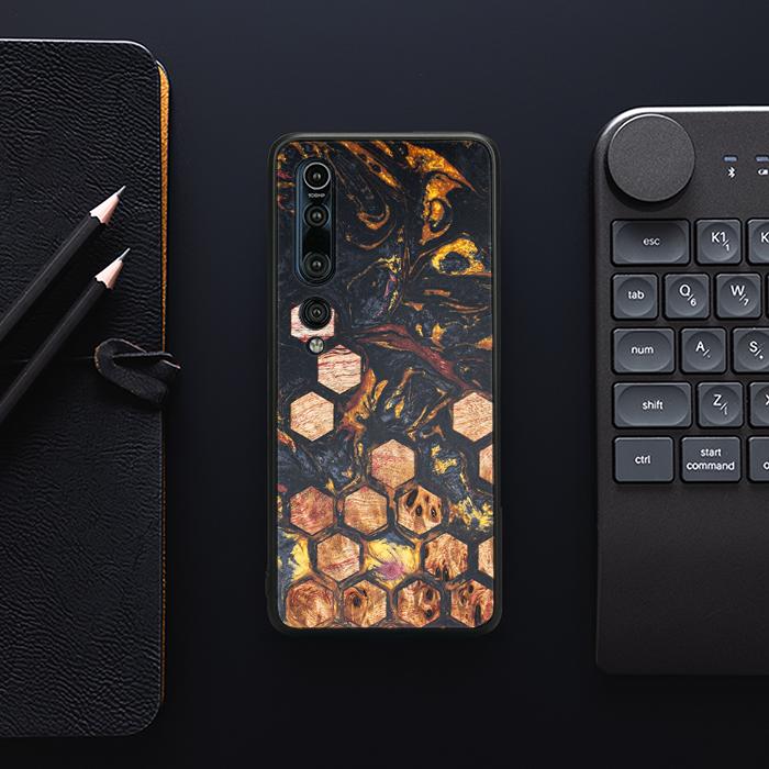 Xiaomi Mi 10 Handyhülle aus Harz und Holz - Synergy#F26