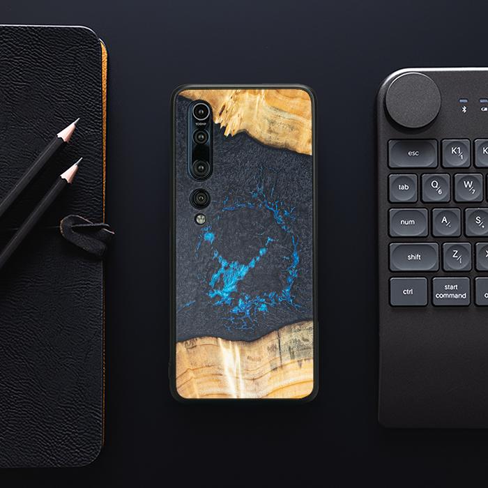 Xiaomi Mi 10 Handyhülle aus Harz und Holz - Synergy#F35