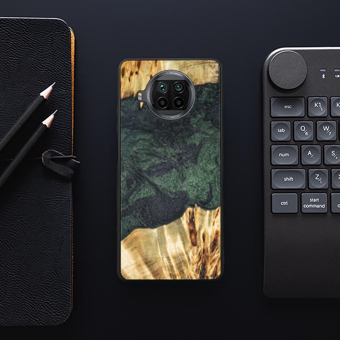 Xiaomi Mi 10T lite Handyhülle aus Harz und Holz - Synergy#E14