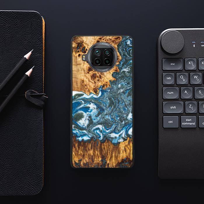 Xiaomi Mi 10T lite Handyhülle aus Harz und Holz - Synergy#E17