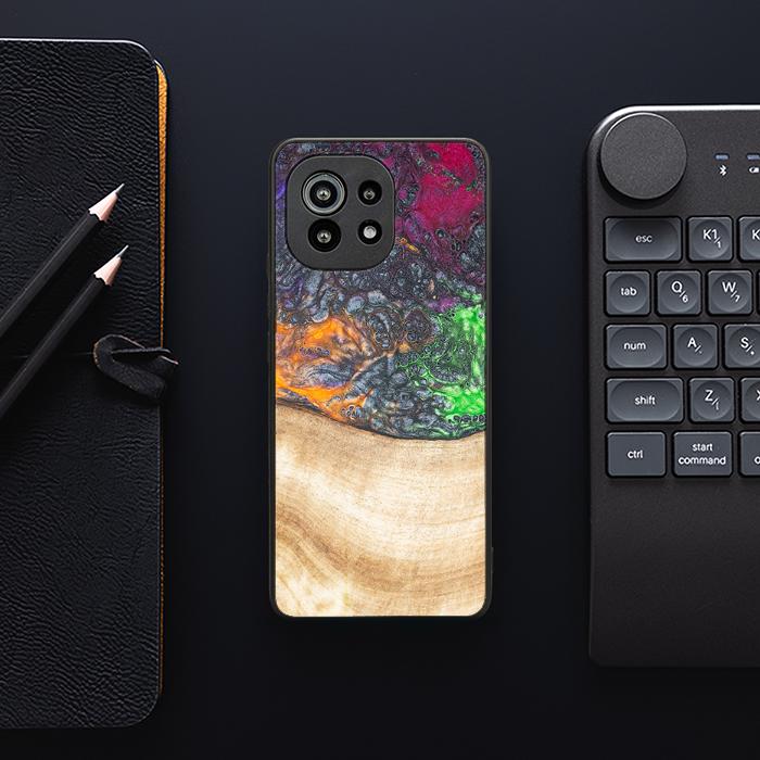 Xiaomi Mi 11 lite / 5G / 5G NE Handyhülle aus Harz und Holz - Synergy#F6