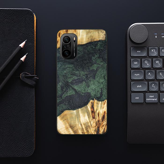 Xiaomi Mi 11i Handyhülle aus Harz und Holz - Synergy#E14