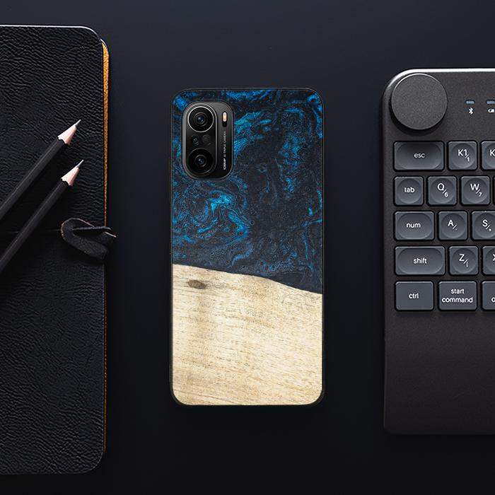 Xiaomi Mi 11i Handyhülle aus Harz und Holz - Synergy#F17