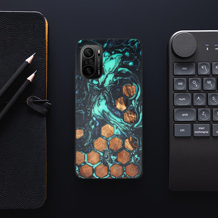 Xiaomi Mi 11i Handyhülle aus Harz und Holz - Synergy#F28