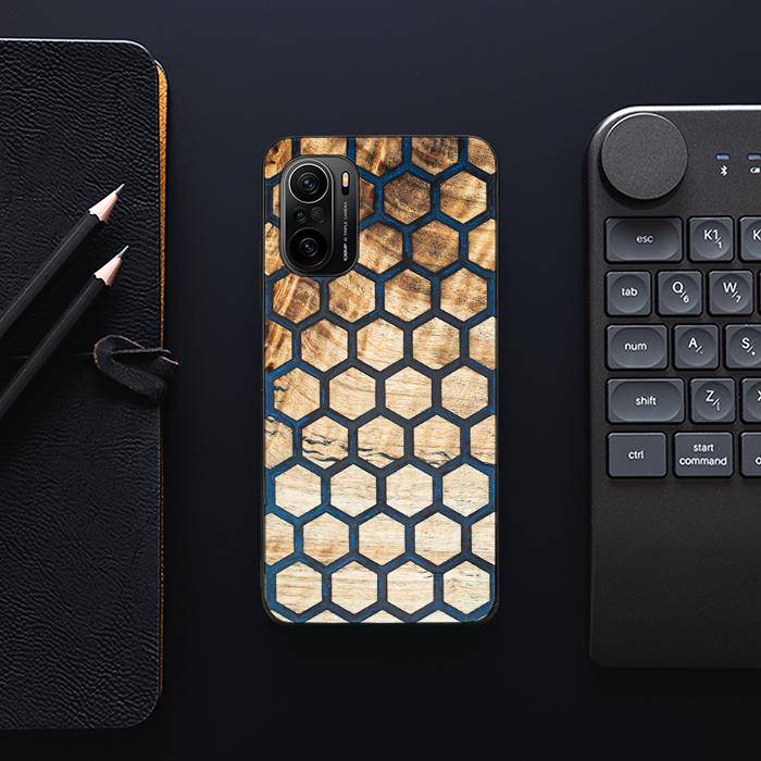 Xiaomi Mi 11i Handyhülle aus Harz und Holz - Synergy#F36
