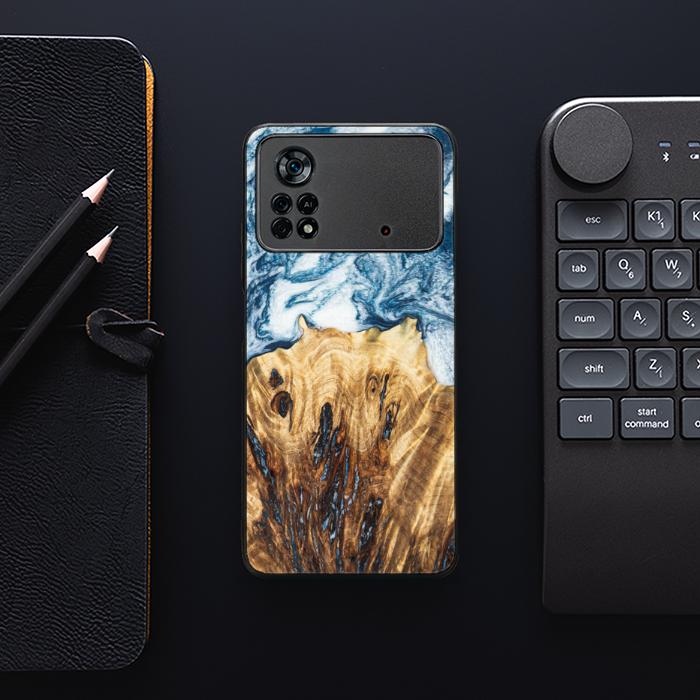 Xiaomi POCO X4 Pro 5G Handyhülle aus Harz und Holz - Synergy#E23