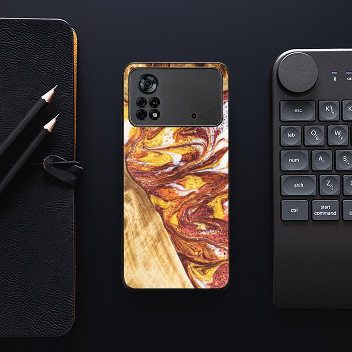 Xiaomi POCO X4 Pro 5G Handyhülle aus Harz und Holz - Synergy#E4