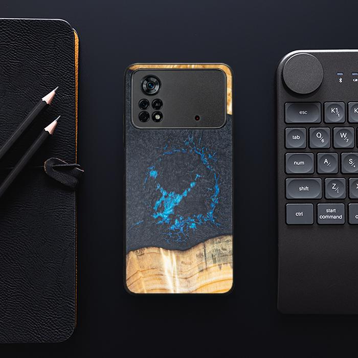 Xiaomi POCO X4 Pro 5G Handyhülle aus Harz und Holz - Synergy#F35