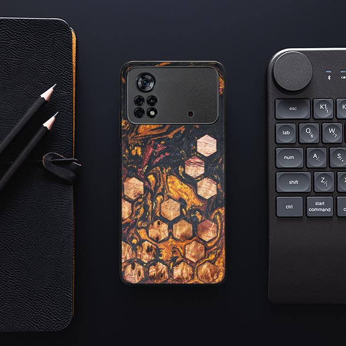 Xiaomi POCO X4 Pro 5G Handyhülle aus Harz und Holz - Synergy#F38