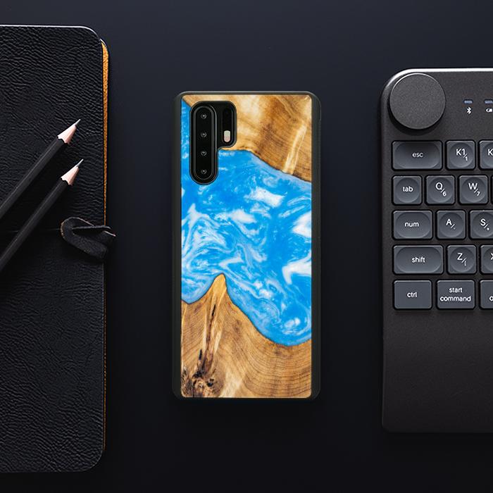 Huawei P30 Pro Resin & Wood Phone Case - SYNERGY#A26