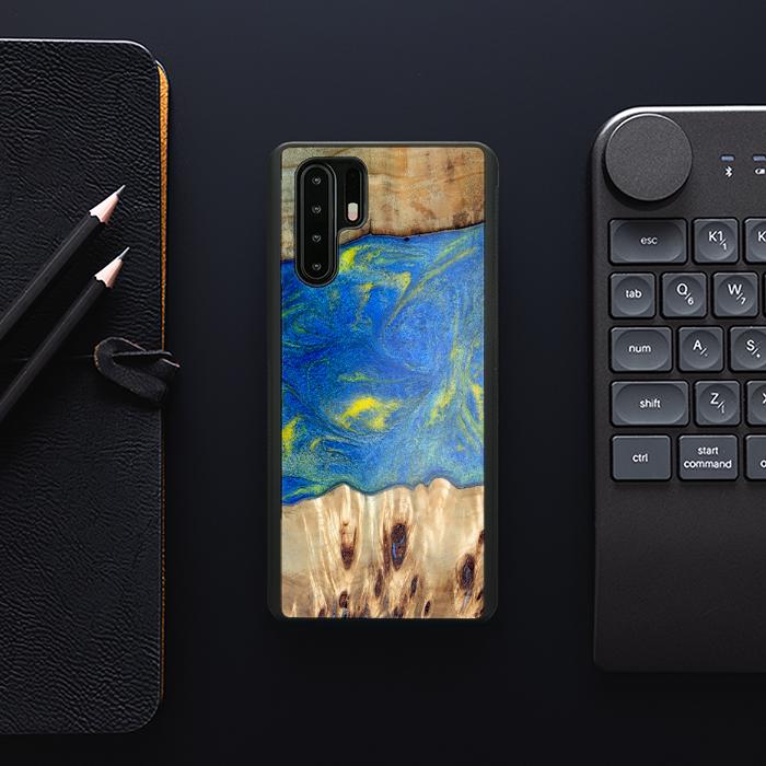 Huawei P30 Pro Resin & Wood Phone Case - Synergy#D128