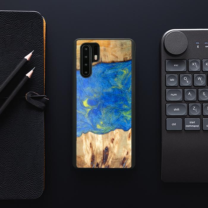Huawei P30 Pro Handyhülle aus Kunstharz und Holz - Synergy#D131