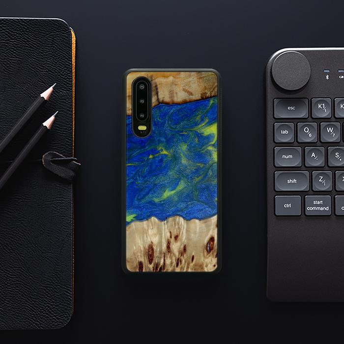 Huawei P30 Resin & Wood Phone Case - Synergy#D102