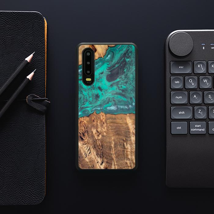 Huawei P30 Resin & Wood Phone Case - Synergy#D108