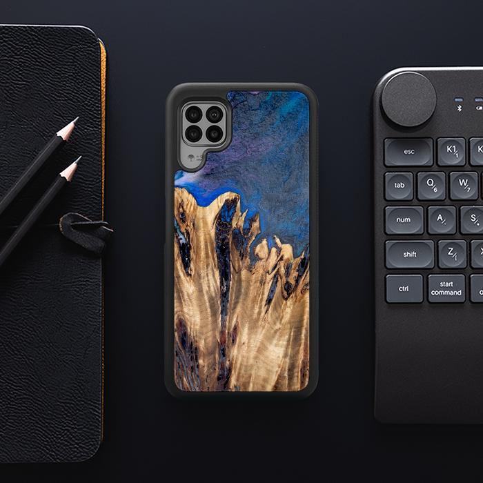Huawei P40 lite Etui na telefon z żywicy i drewna - Synergy#D120