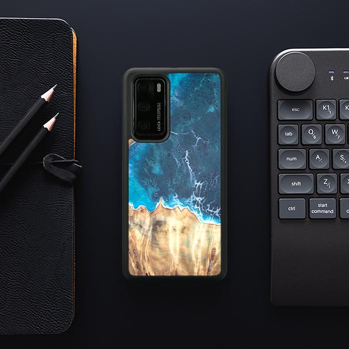 Huawei P40 Handyhülle aus Kunstharz und Holz - Synergy#D116