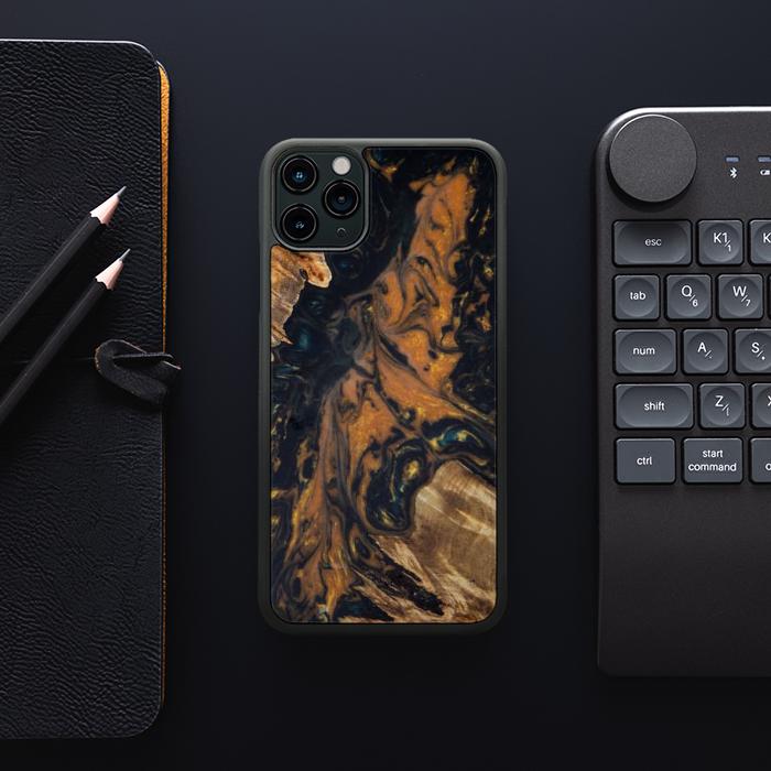 iPhone 11 Pro Max Etui na telefon z żywicy i drewna - Synergy#162