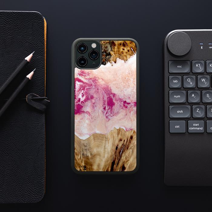 iPhone 11 Pro Max Handyhülle aus Kunstharz und Holz - Synergy#D119