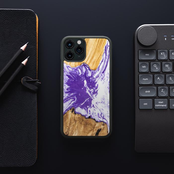 iPhone 11 Pro Handyhülle aus Kunstharz und Holz - SYNERGY# A79