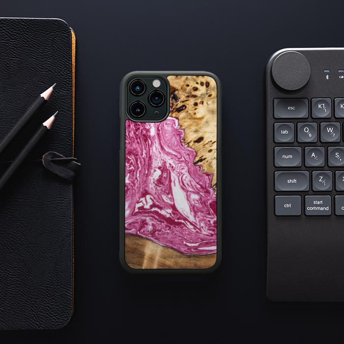 iPhone 11 Pro Etui na telefon z żywicy i drewna - Synergy#129