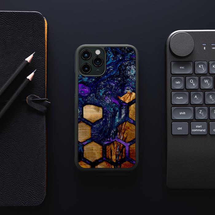 iPhone 11 Pro Etui na telefon z żywicy i drewna - Synergy#D105