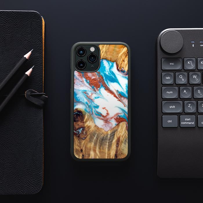 iPhone 11 Pro Handyhülle aus Harz und Holz - Synergy#D137