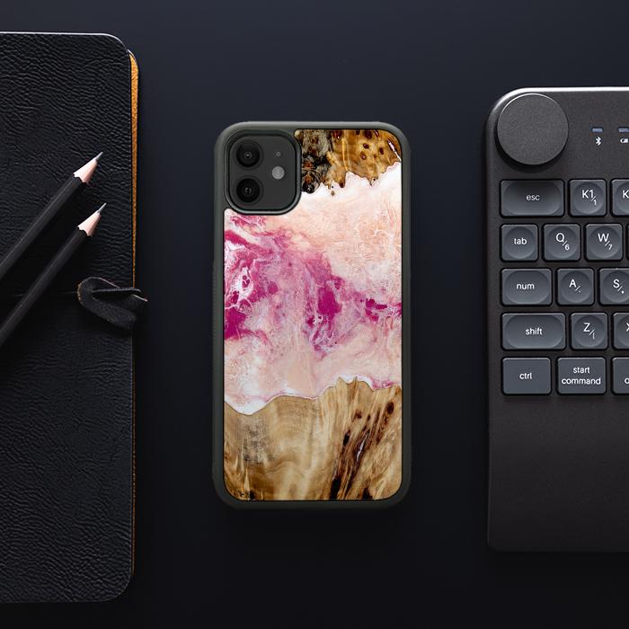 iPhone 11 etui na telefon z żywicy i drewna - Synergy#D119