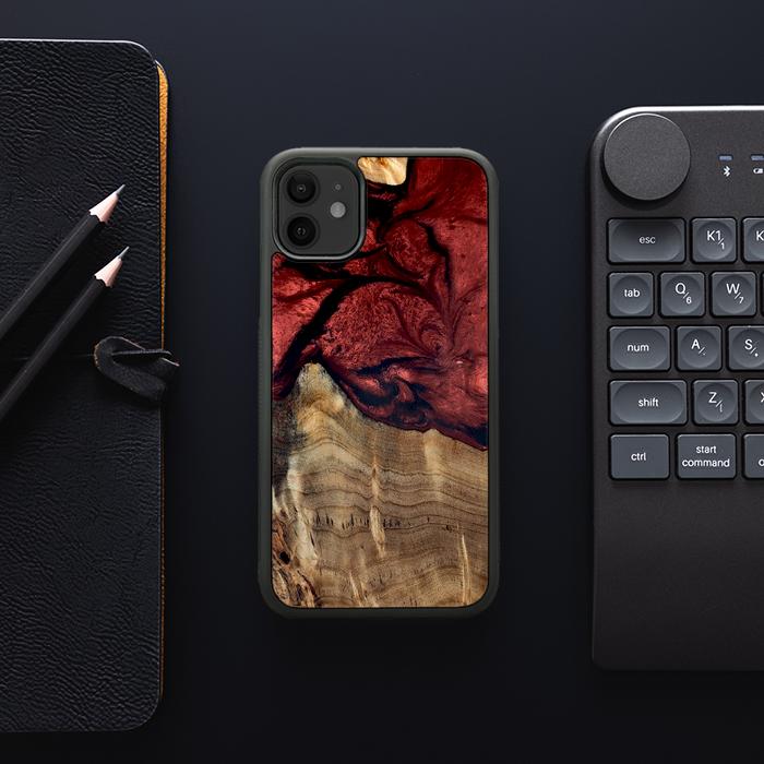 iPhone 11 etui na telefon z żywicy i drewna - Synergy#D122