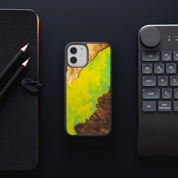 iPhone 12 Mini Etui na telefon z żywicy i drewna - SYNERGY#A12