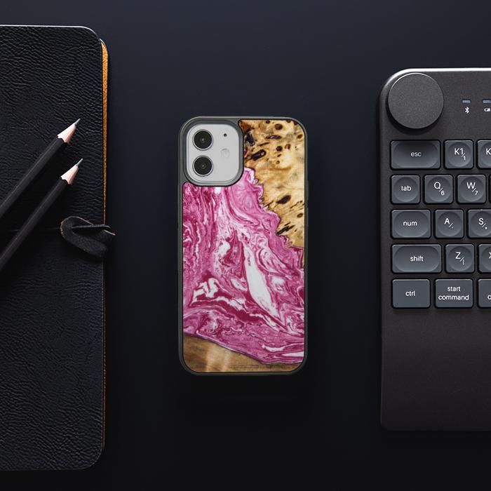 iPhone 12 Mini Etui na telefon z żywicy i drewna - Synergy#129
