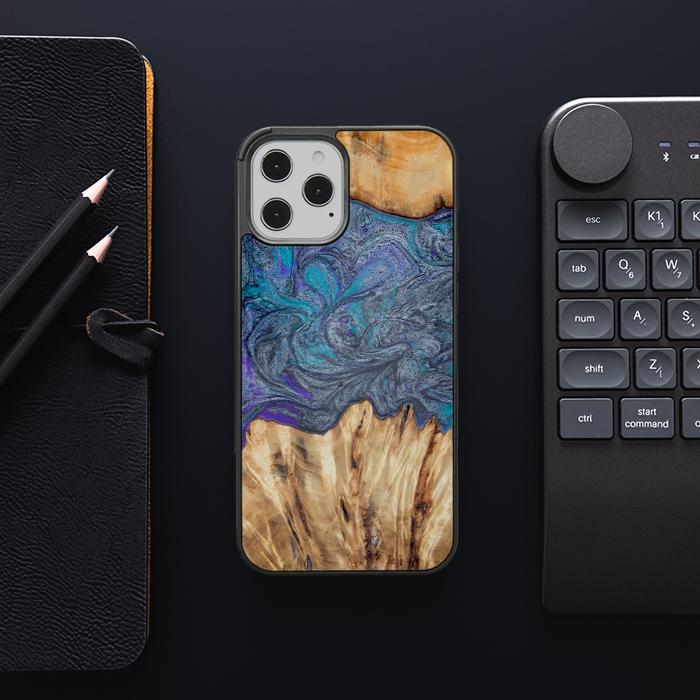 iPhone 12 Pro Max Handyhülle aus Harz und Holz - Synergy#D132