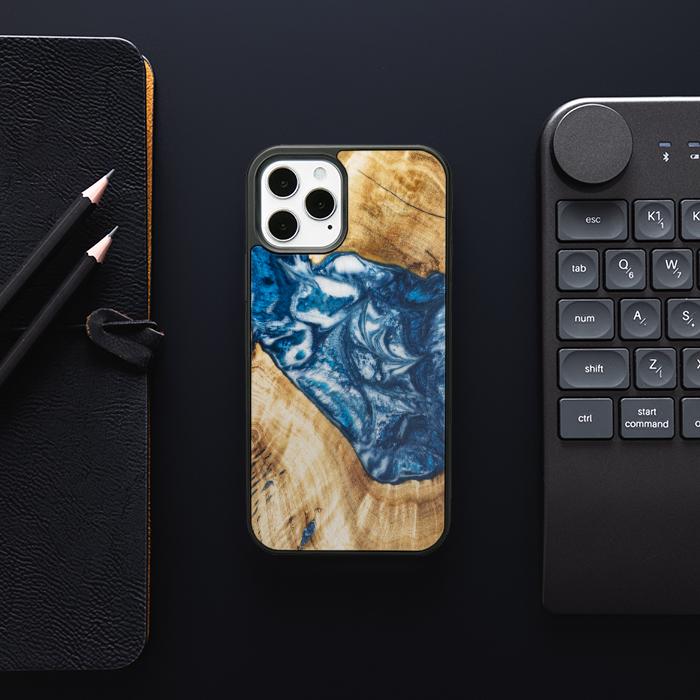 iPhone 12 Pro Etui na telefon z żywicy i drewna - SYNERGY#351