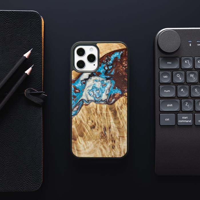 iPhone 12 Pro Etui na telefon z żywicy i drewna - SYNERGY#B12