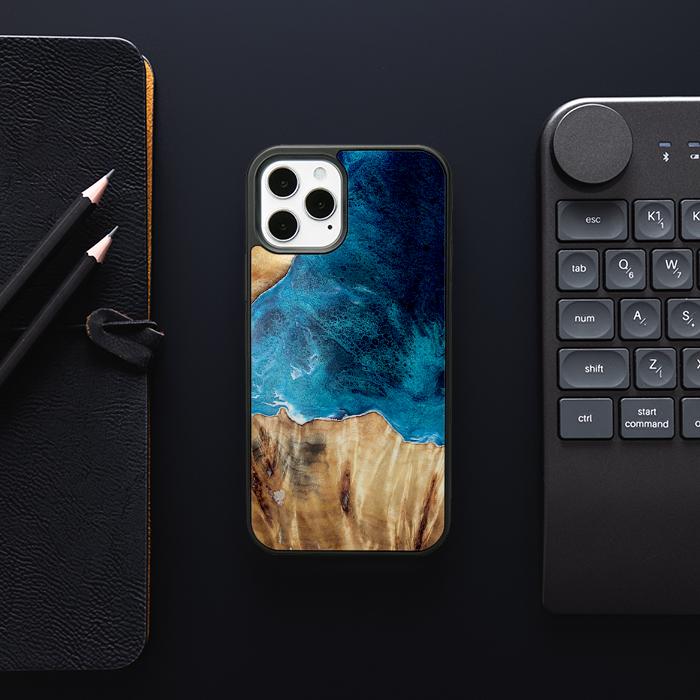 iPhone 12 Pro Etui na telefon z żywicy i drewna - Synergy#D127