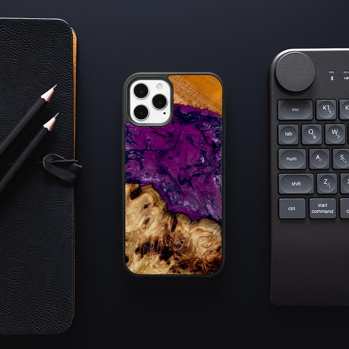 iPhone 12 Pro Handyhülle aus Harz und Holz - Synergy#D130