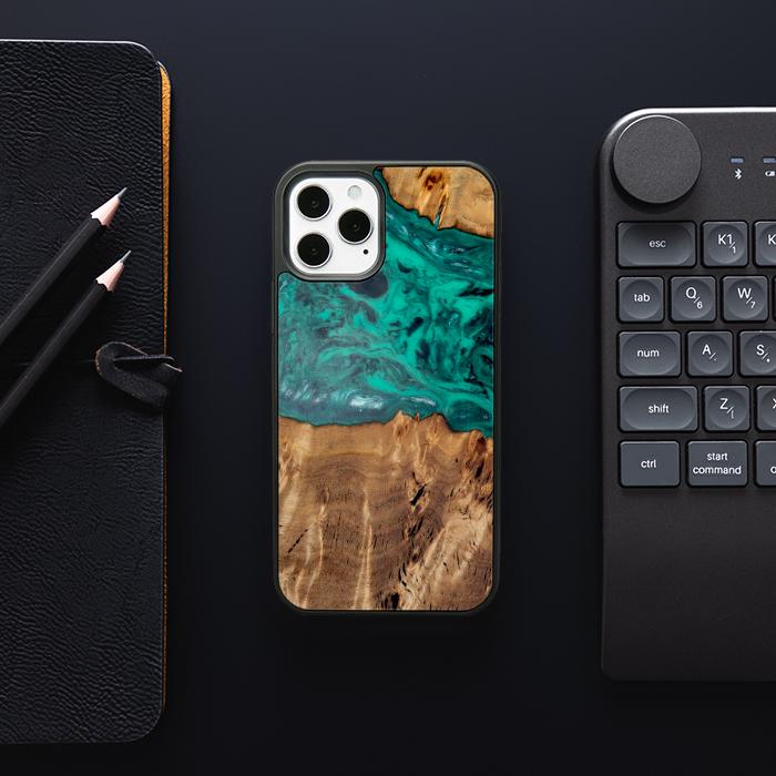 iPhone 12 Pro Etui na telefon z żywicy i drewna - Synergy#D133
