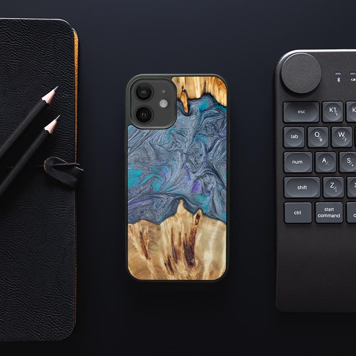 iPhone 12 Handyhülle aus Harz und Holz - Synergy#D135