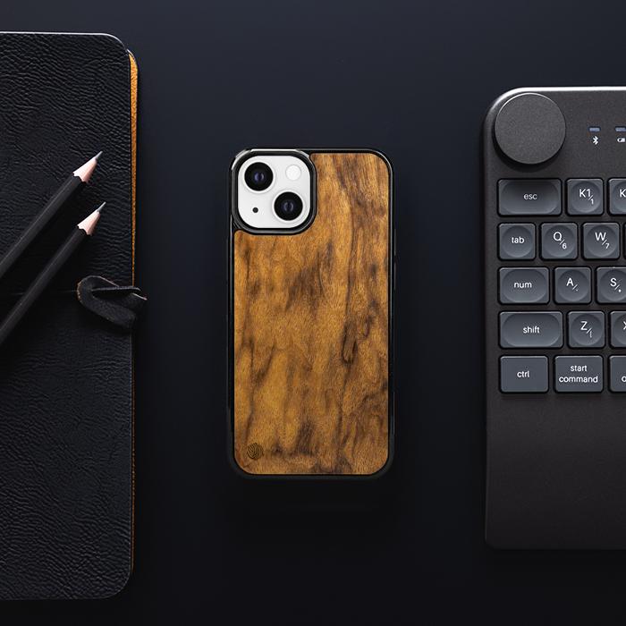 iPhone 13 Mini Handyhülle aus Holz - Imbuia