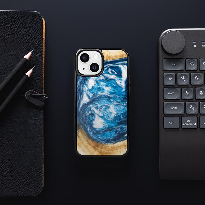 iPhone 13 Mini Etui na telefon z żywicy i drewna - SYNERGY#350