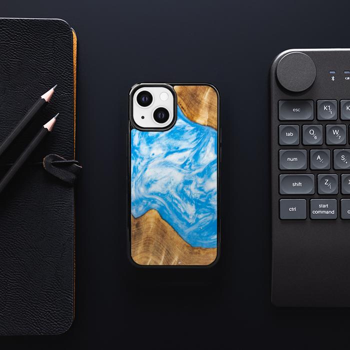 iPhone 13 Mini Etui na telefon z żywicy i drewna - SYNERGY#A28