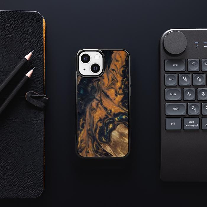 iPhone 13 Mini Etui na telefon z żywicy i drewna - Synergy#162