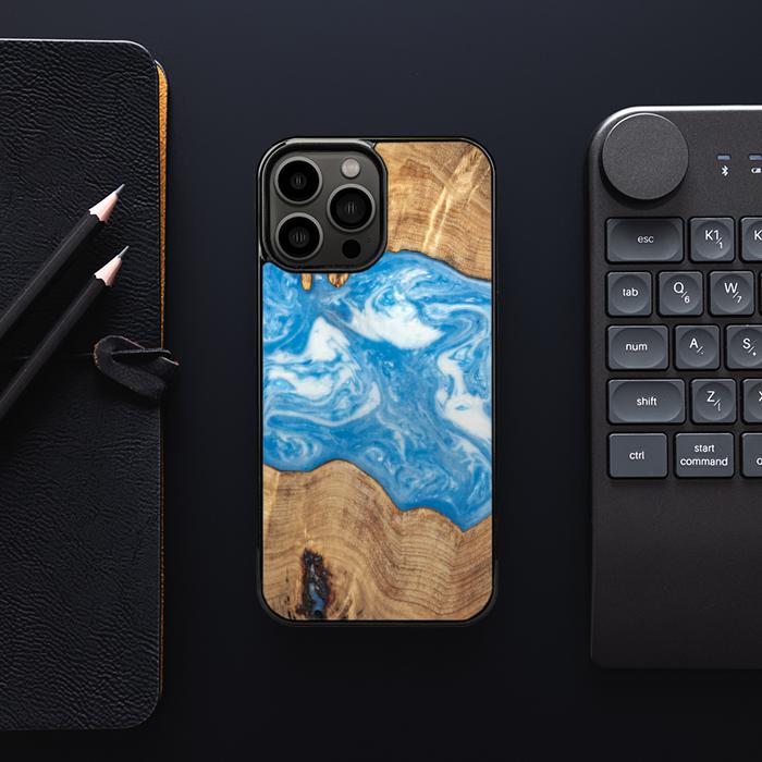 iPhone 13 Pro Max Etui na telefon z żywicy i drewna - SYNERGY#B03