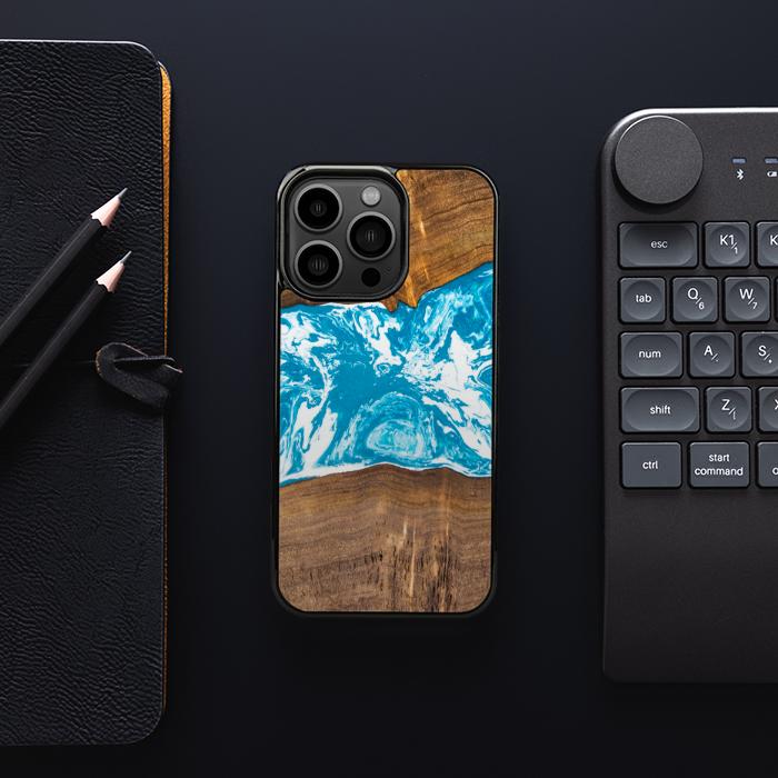 iPhone 13 Pro Etui na telefon z żywicy i drewna - SYNERGY#A7