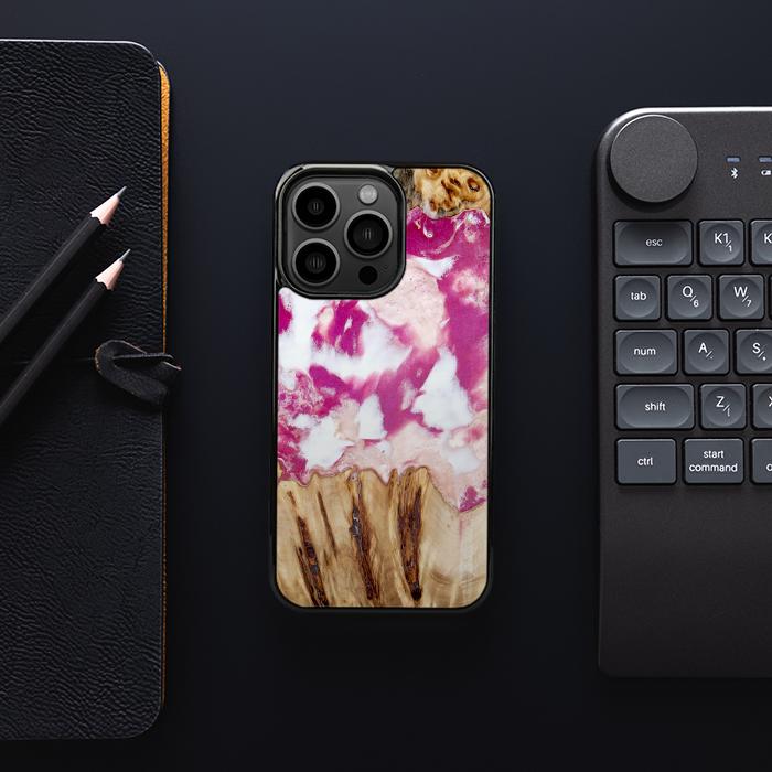 iPhone 13 Pro Etui na telefon z żywicy i drewna - Synergy#D124