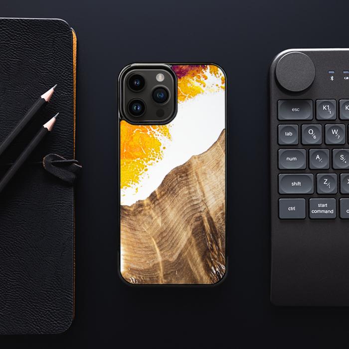 iPhone 14 Pro Max Etui na telefon z żywicy i drewna - Synergy#C28