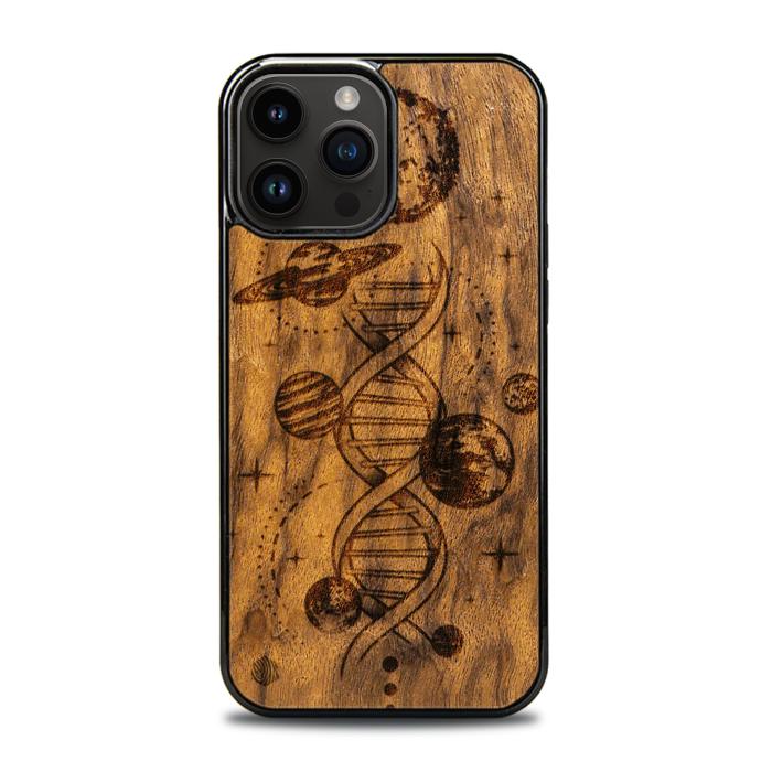 iPhone 14 Pro Max Drewniane etui na telefon - kosmiczne DNA (Imbuia)