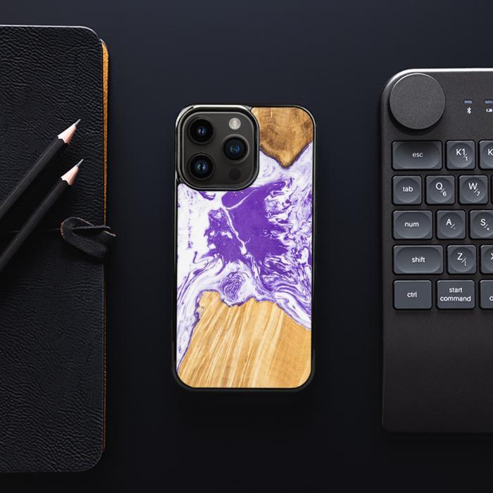 iPhone 14 Pro Resin & Wood Phone Case - SYNERGY#A80
